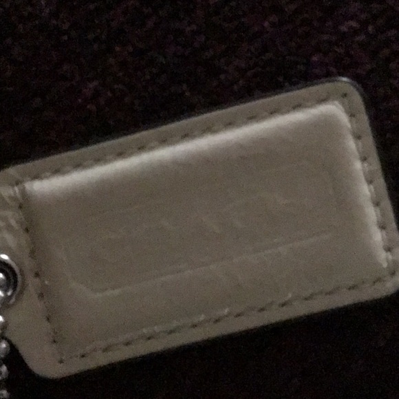 Coach Bag - Picture 3 of 7